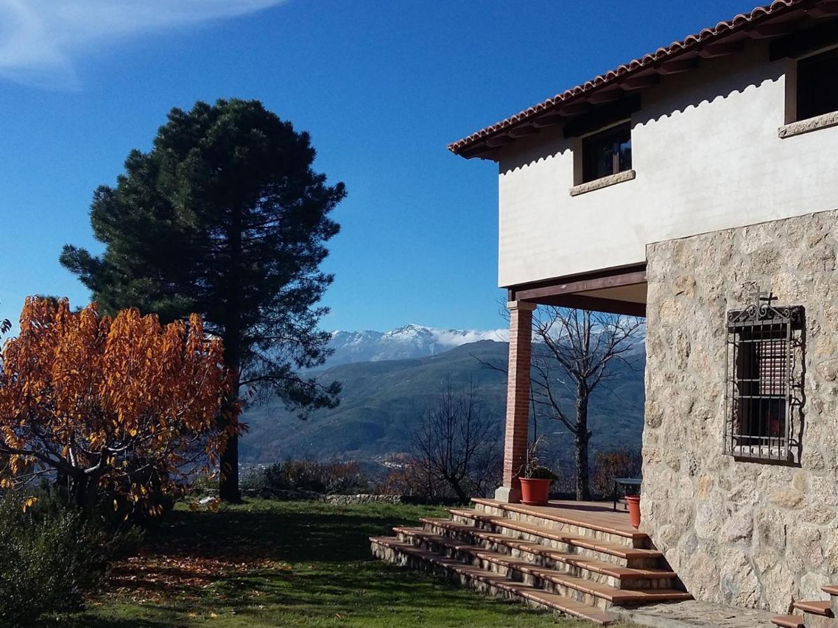 La Cirujana De Gredos Villa San Esteban Del Valle Bagian luar foto